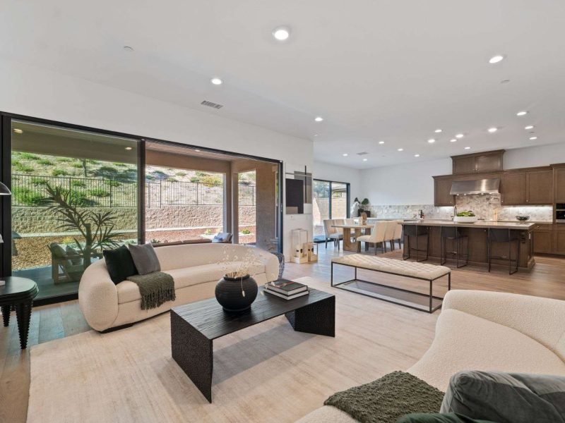 20707-Bluebird-Ct-Northridge-HsHProd_67-qg573curbiy51jrriauyxl898mqwpyt17b86f13iwg