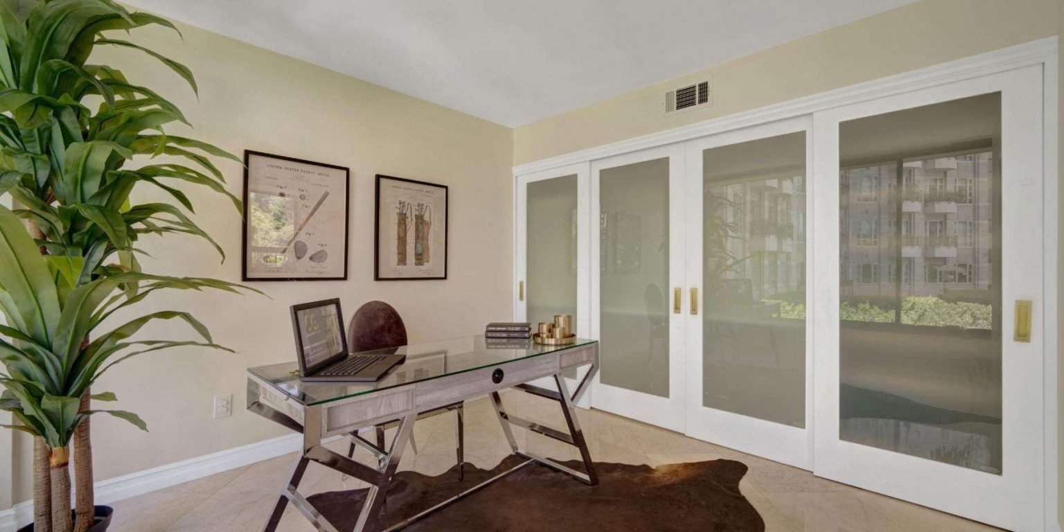 Office--qg58rhlepj1unemp6eh9cykczhc3t8trsh29yl19uw